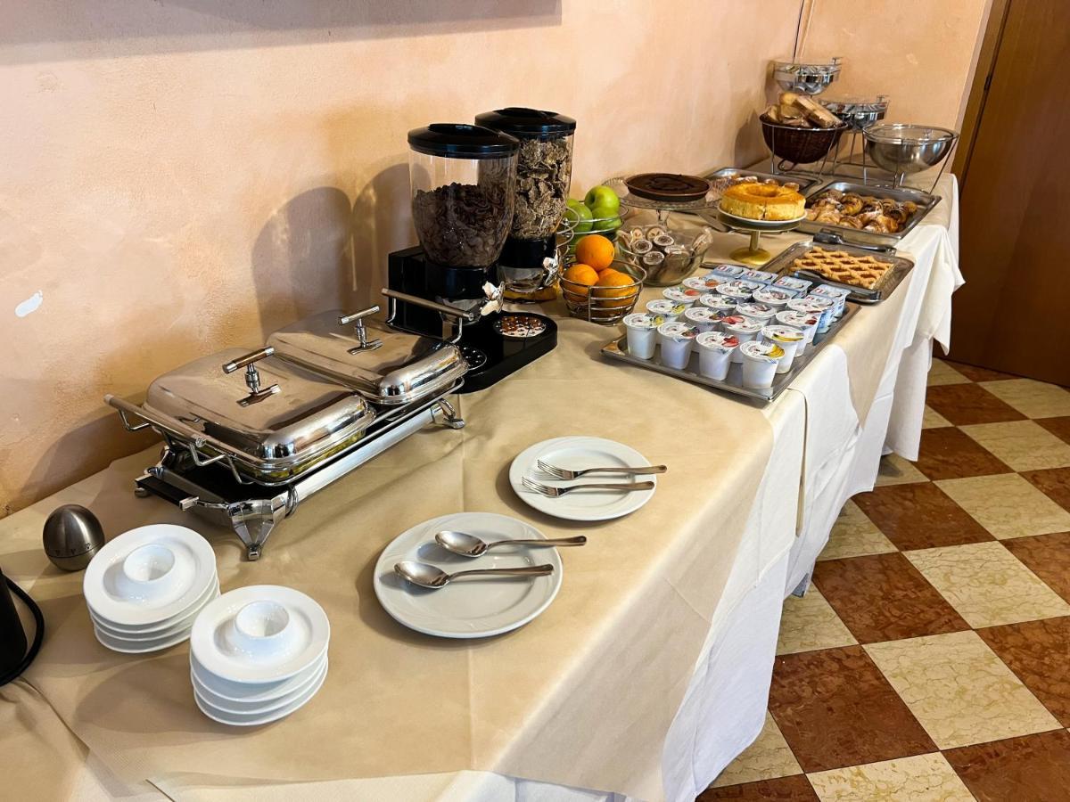 Hotel Marina 3*