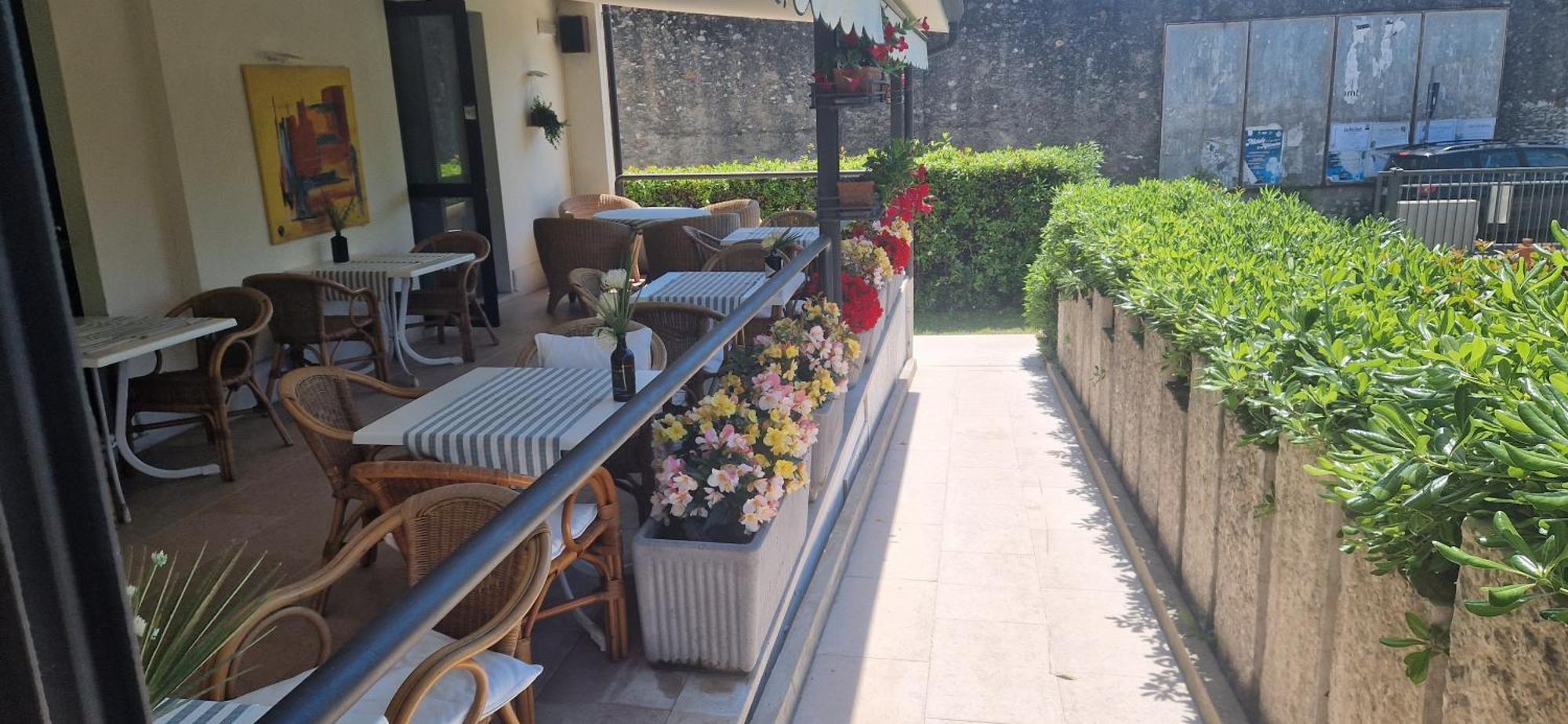 Hotel Marina Torri Del Benaco