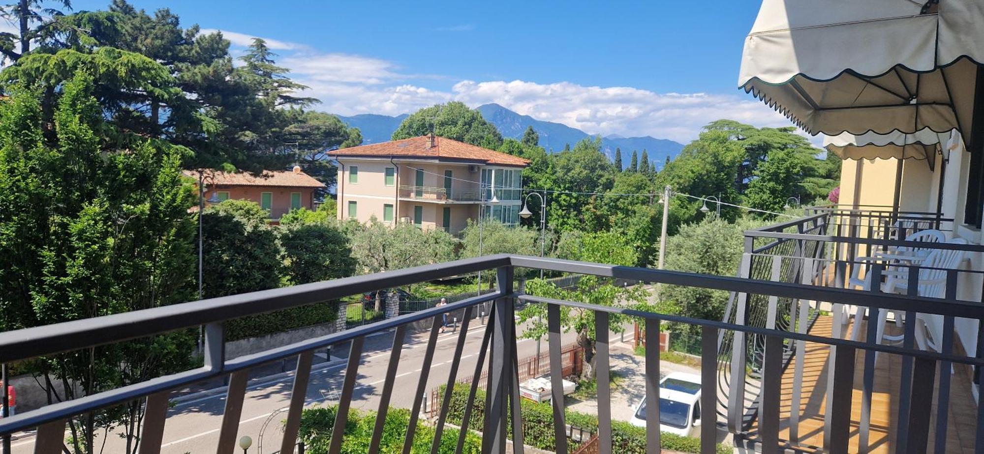 Marina Torri Del Benaco